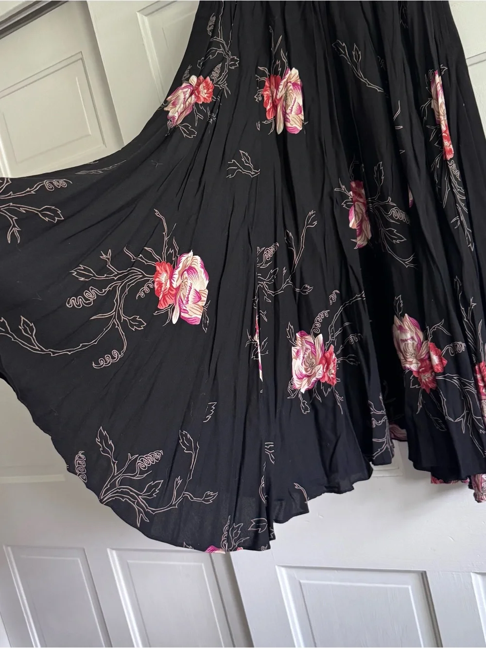 VTG B.D. Star Union Tag Black Maxi Skirt with Pink Floral Print Sz XS